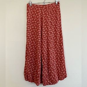 American Eagle Flowy Cropped Pants